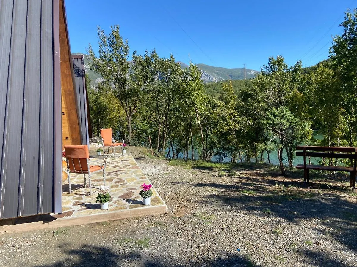Agora Farmhouse Koman
