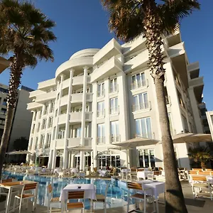 Hotel Palace &, Durres