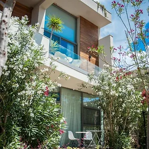 Hotel Soleil, Jal