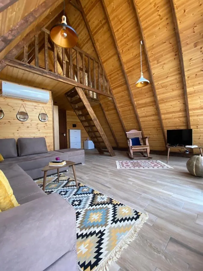 Agora Farmhouse Koman Gasthof